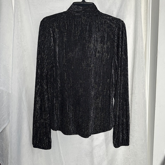 3/$20 💥 Long Sleeve Keyhole Bow Mock Neck Black & Silver Shimmery Blouse NWT - Picture 3 of 17